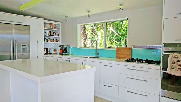 417 Port Underwood Road Whatamango Bay_9