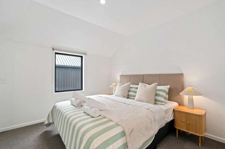 6 Sterling Lane Queenstown_16