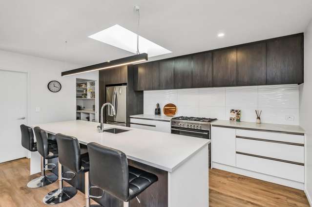 72 Halpin Drive Lincoln_1