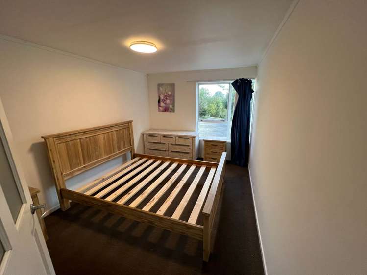 15 Deane Avenue Titirangi_7