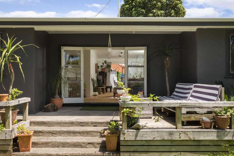 11 Roretana Drive Athenree_15