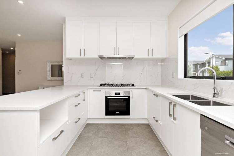 33 Piripono Crescent_3