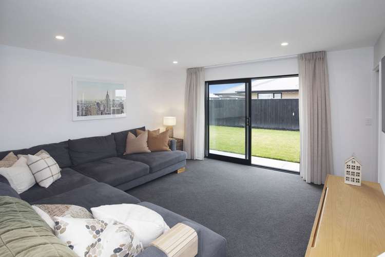 42 Halpin Drive Lincoln_18