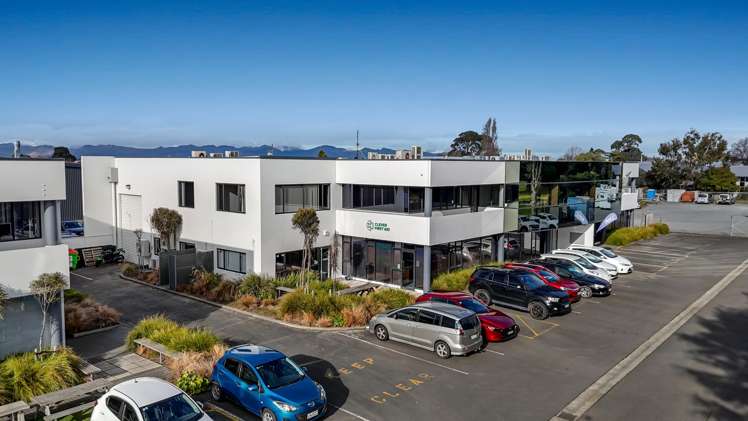 Unit 2, Level 1, 585 Wairakei Road_0