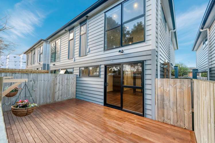4/2 Donnell Avenue_0