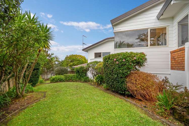 63 Fitzwilliam Drive Torbay_37