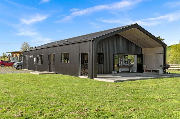 8 Paparoa Road Mangapai_20