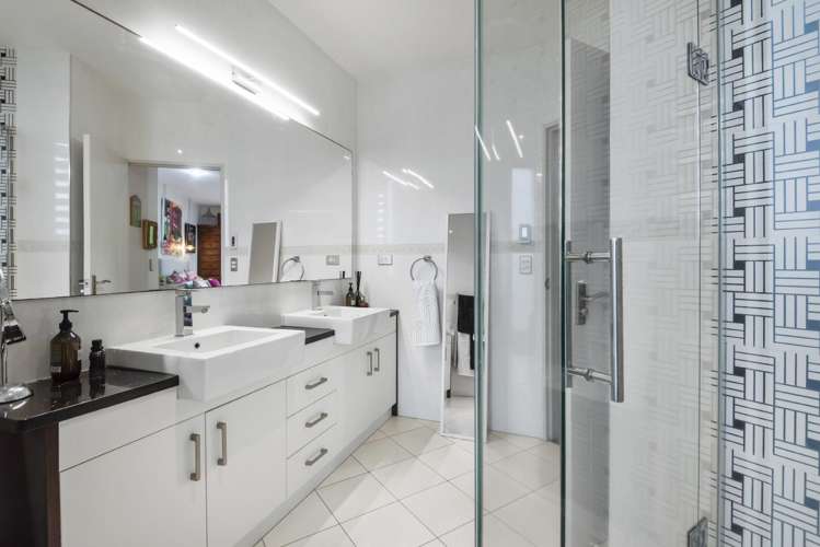 42 Bayview Road Browns Bay_17