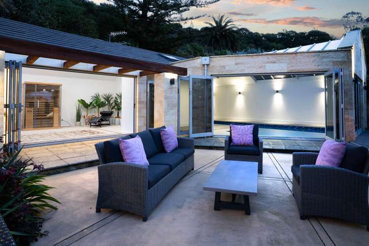 92 McCormacks Bay Road Redcliffs_26