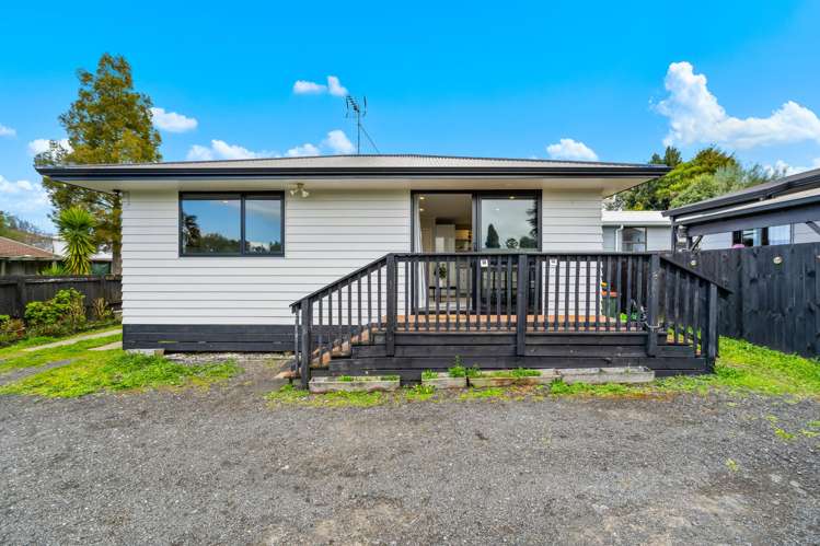 42 Lindsay Crescent_1