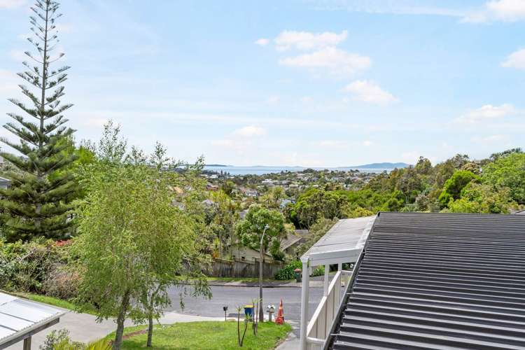 2/7 Malters Place Browns Bay_10