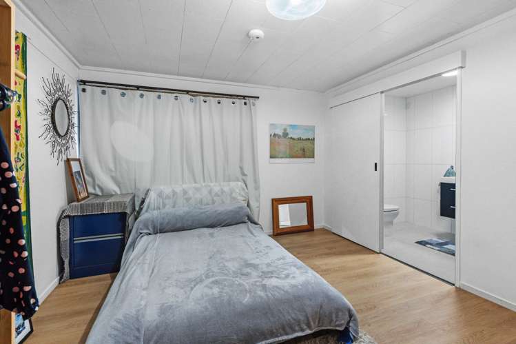 1 Munro Street Onerahi_21