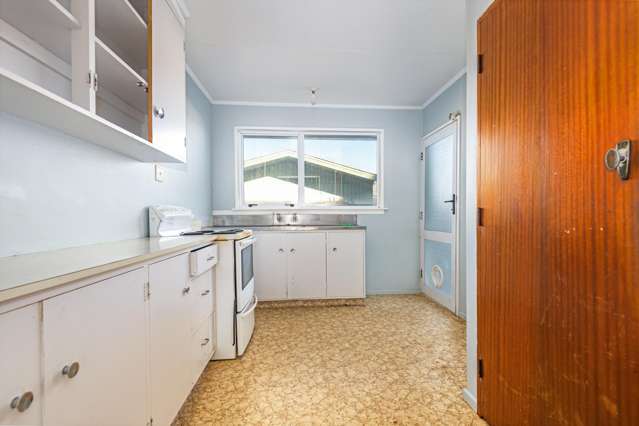 2/302 Tremaine Avenue Takaro_2