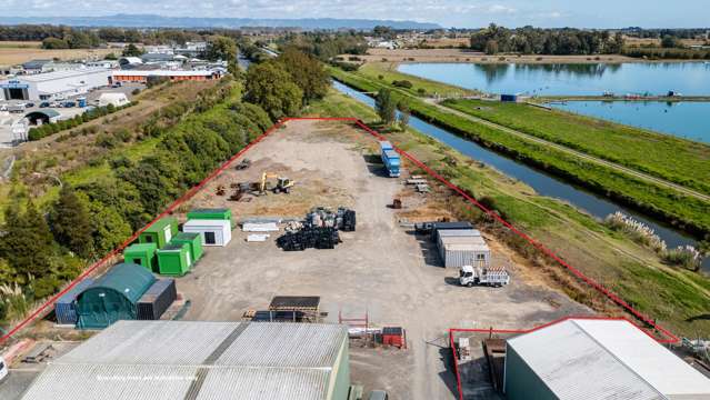 23 Gateway West Coastlands_1