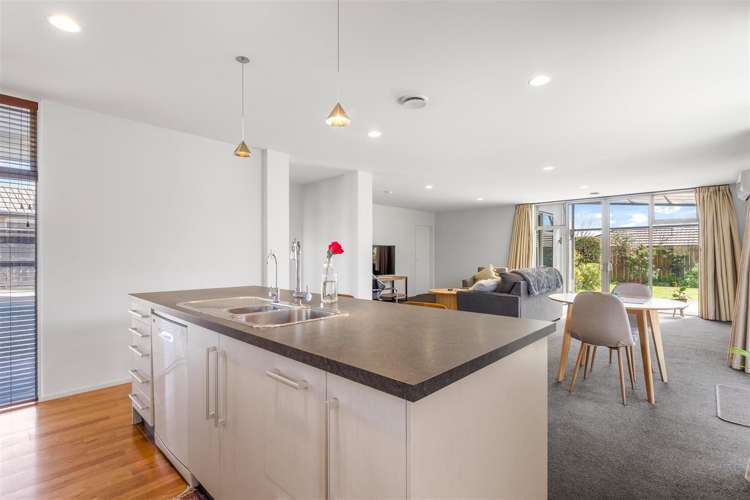 8 Phoebe Place Richmond_15