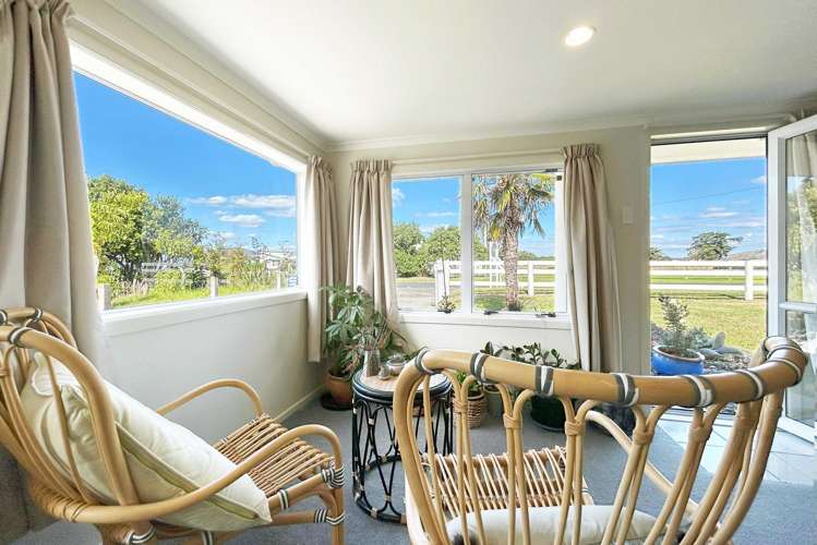 8 Pohutukawa Avenue Kaiaua_11