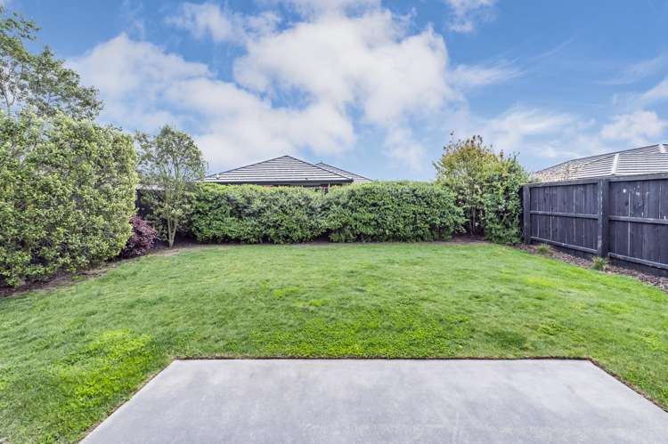 57 Farnborough Way Rolleston_17