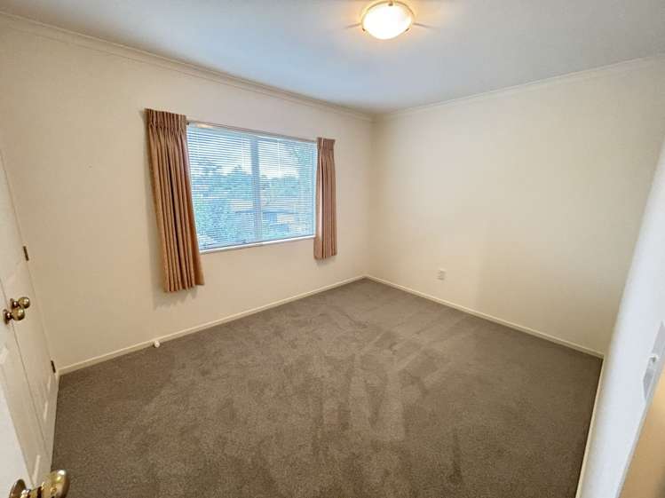 8 Rosebay Rise Henderson_10