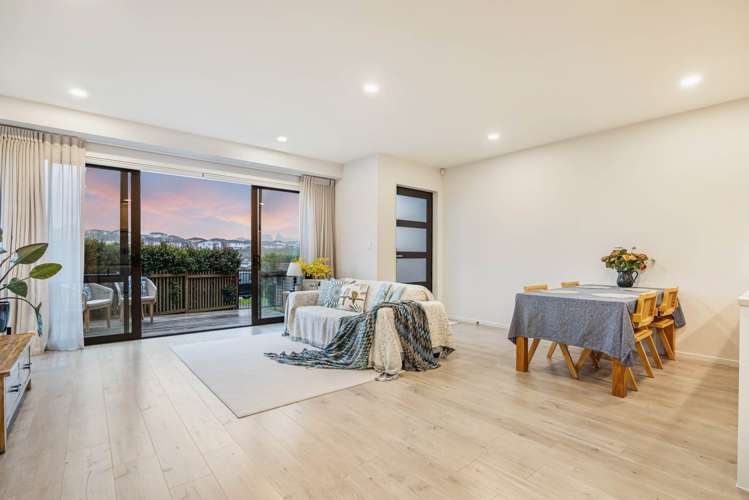 8 Arran Point Parade Millwater_8