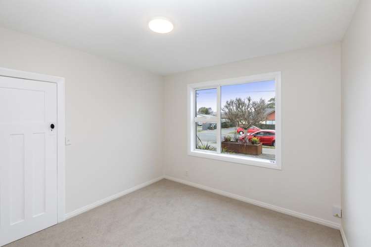251 Breezes Road Aranui_10