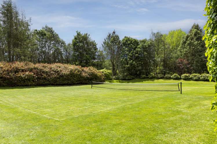 365 Whangamata Road Kinloch_30