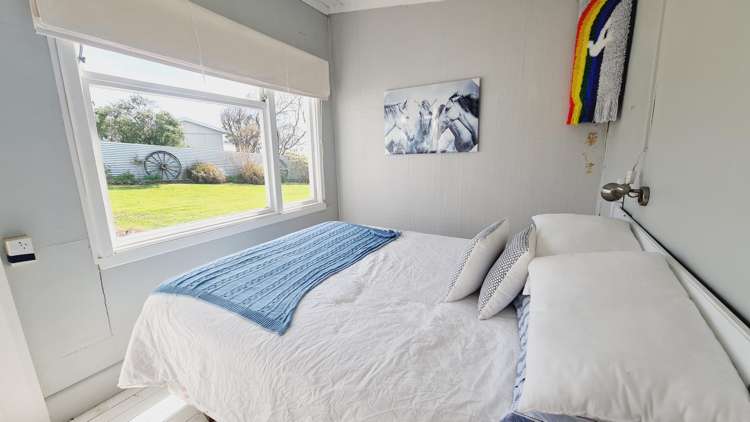 11 Moana Street Riverton_8