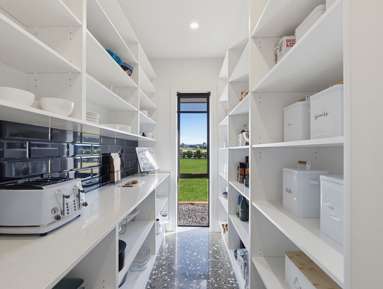 944b Weedons Ross Road_4