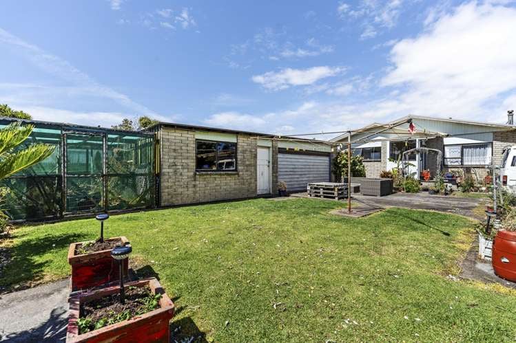 70 Domett Street Waitara_18