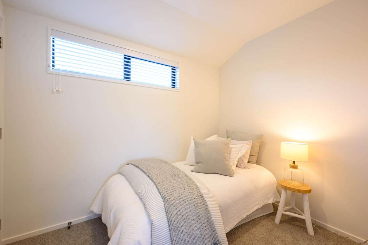 2/26 Warrington Street_4