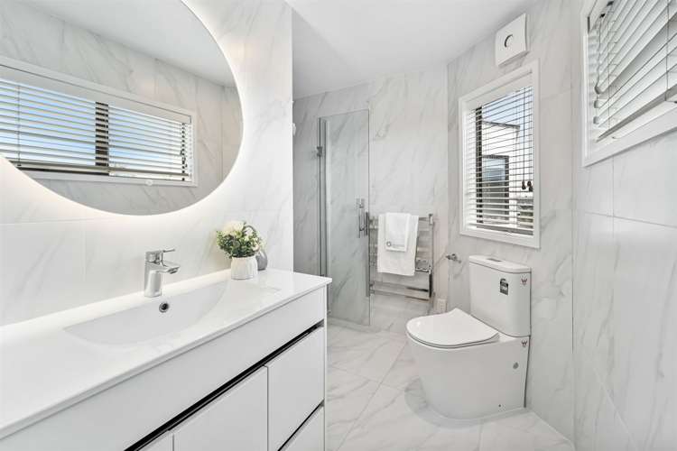 61 Knights Road Rothesay Bay_13