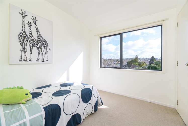 6 Exmouth Road Northcote_11