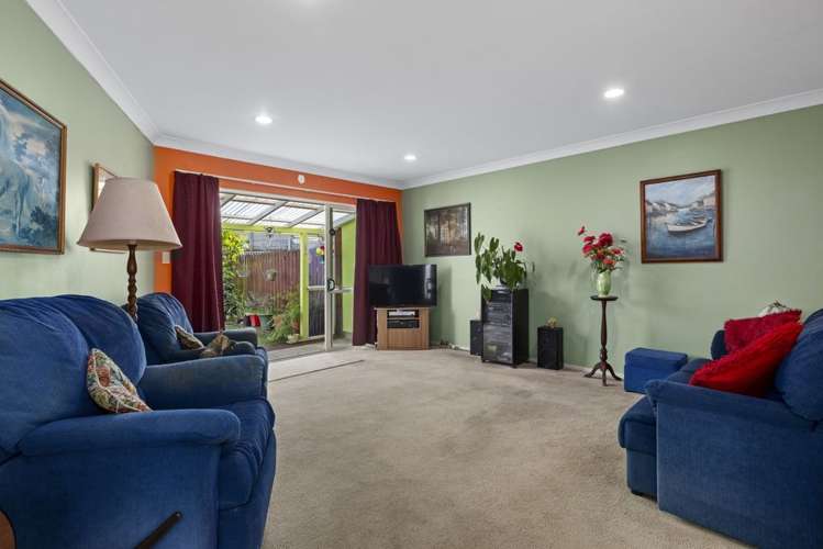 1 Roys Road Parkvale_6