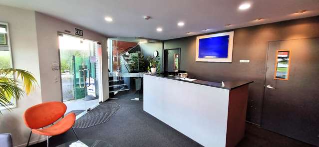 118 Lincoln Road Henderson_2