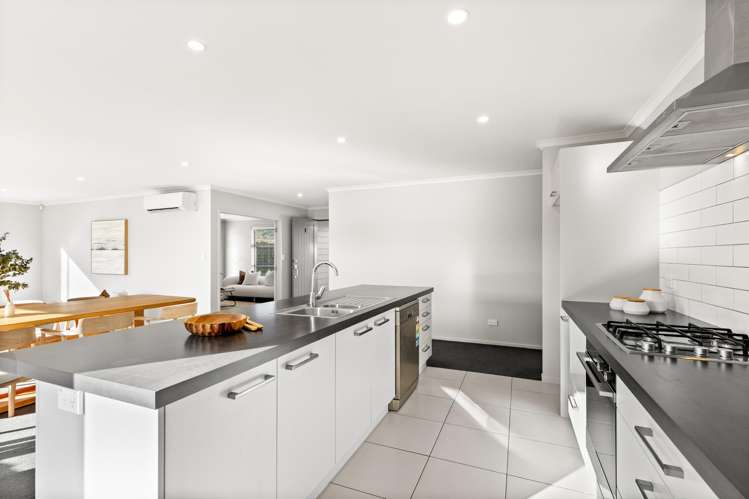5 Larmer Drive Kumeu_21