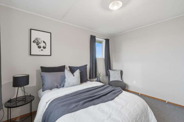 32 Ottrey Street Clifton_13