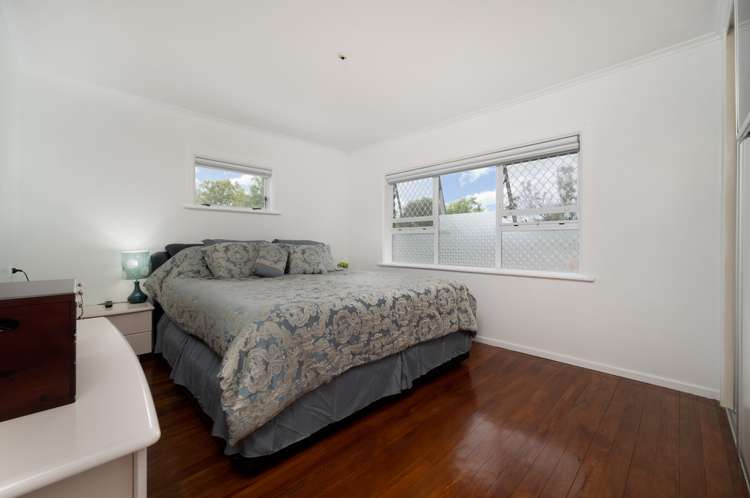 15 Hutchinsons Road Bucklands Beach_14