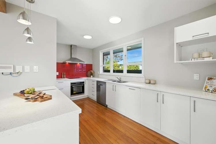 215 Greers Road Bryndwr_13