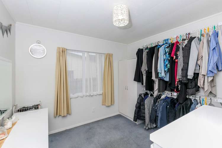 57 Meadowvale Rise Titirangi_13