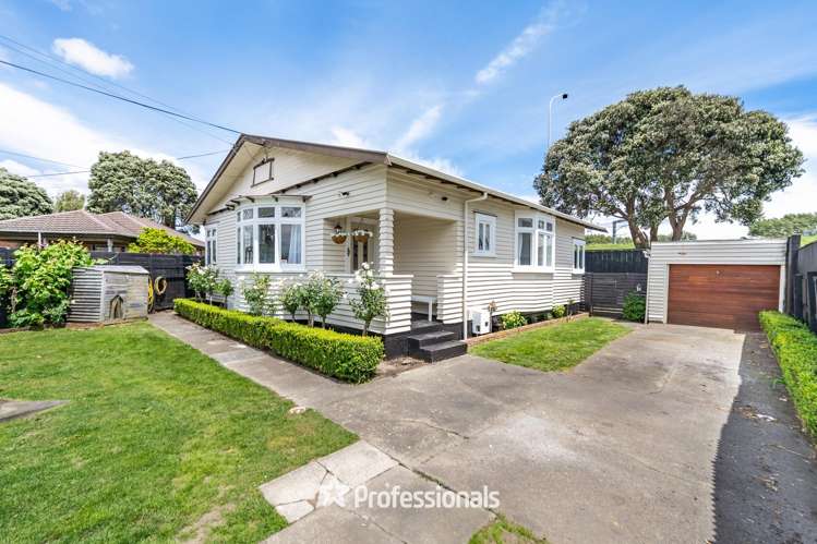 29 Richmond Grove Woburn_21