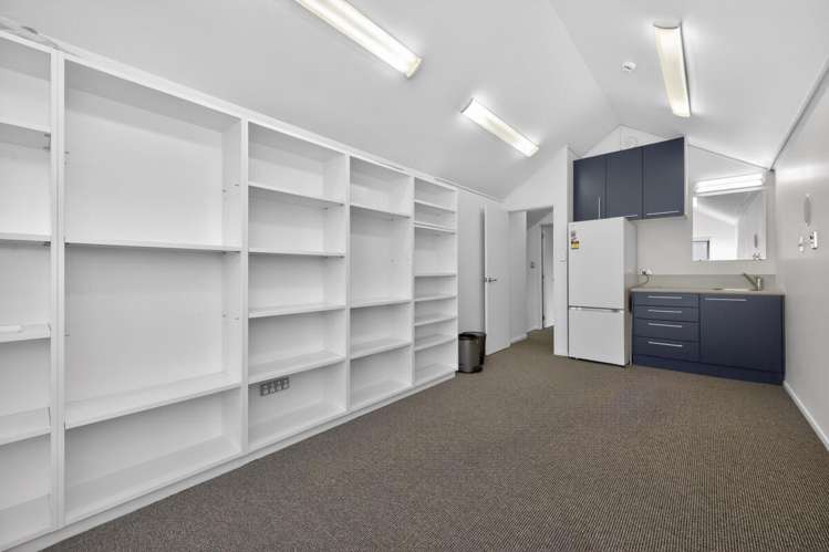 Units S, Q & R, 326 Sunset Road Mairangi Bay_15