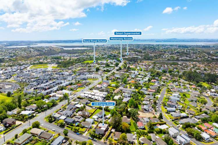 2/10 Kemp Road Massey_8