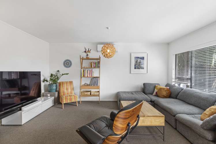 2/20 Bannerman Road Morningside_0