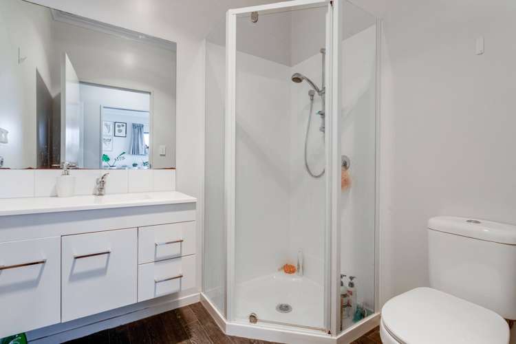 15 Tapuwae Way Mangere Bridge_15