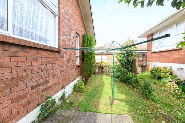 3/210 Edmonton Road Te Atatu South_2