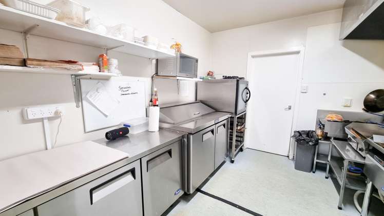 59 Main Road Tuatapere_8