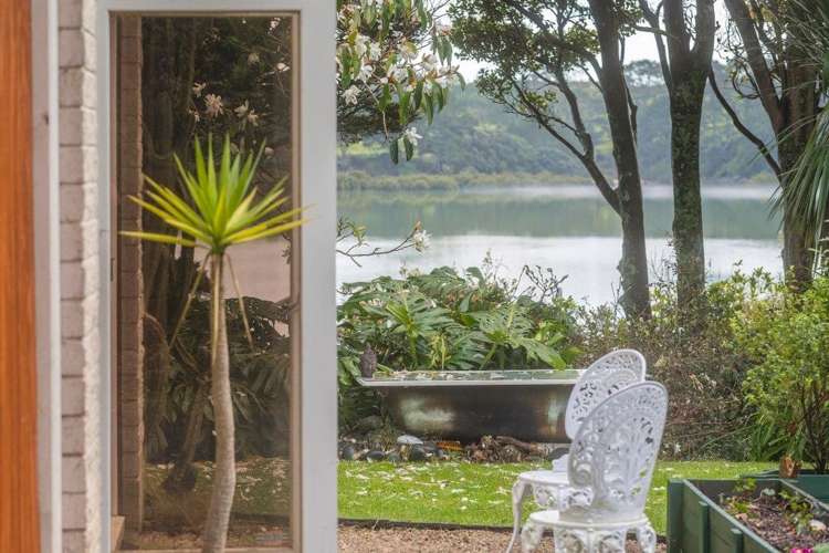 82 Waitangi Falls Road Glenbrook_1