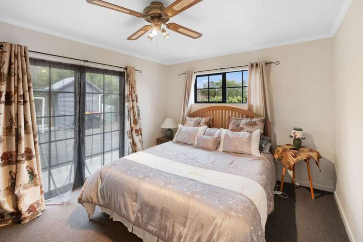 15 Scotswood Street Waikaia_14