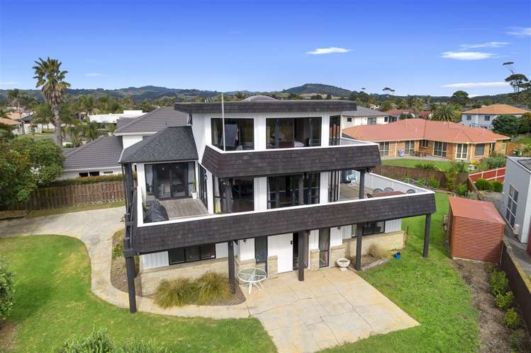 2 Palm Beach Boulevard Papamoa_23