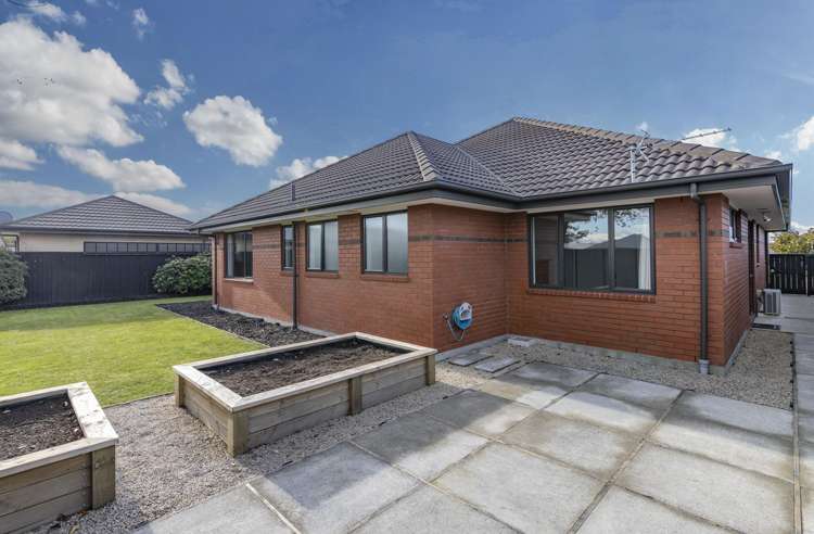 5 Wisteria Lane Rangiora_32