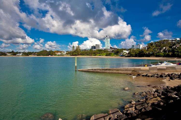 2/3 Rangitira Avenue Takapuna_31